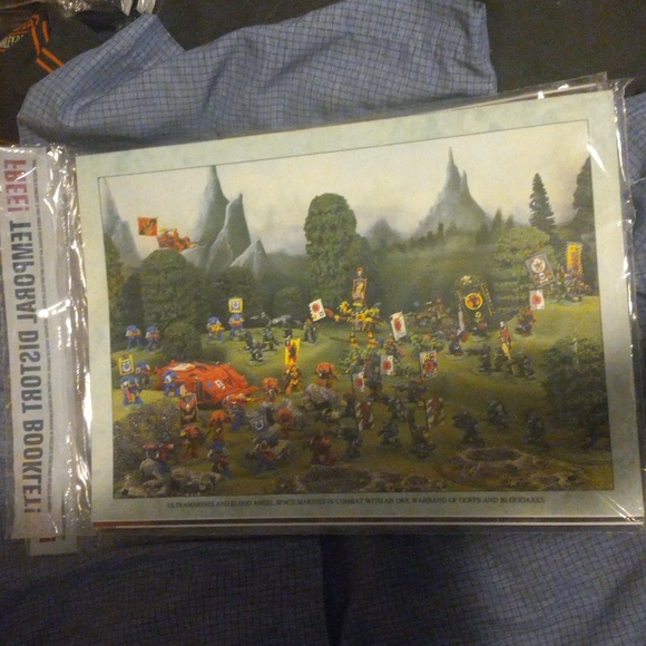 New Feb 2019 White Dwarf magazine with free booklet - Picture 3 of 3